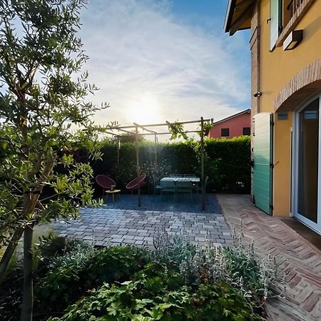 * * * * * Splendida Casa Di Campagna Кастеназо Экстерьер фото