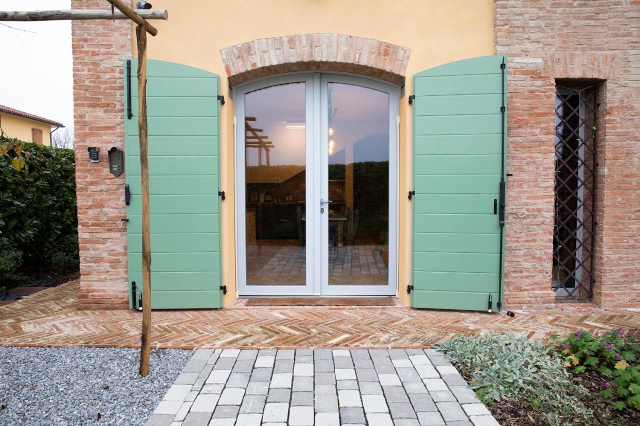 * * * * * Splendida Casa Di Campagna Кастеназо Экстерьер фото
